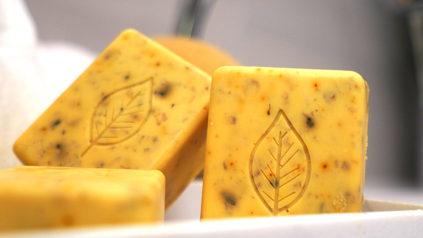 LEMONGRASS + TUMERIC HEALING BAR